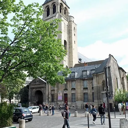 Bac St. Germain Parigi